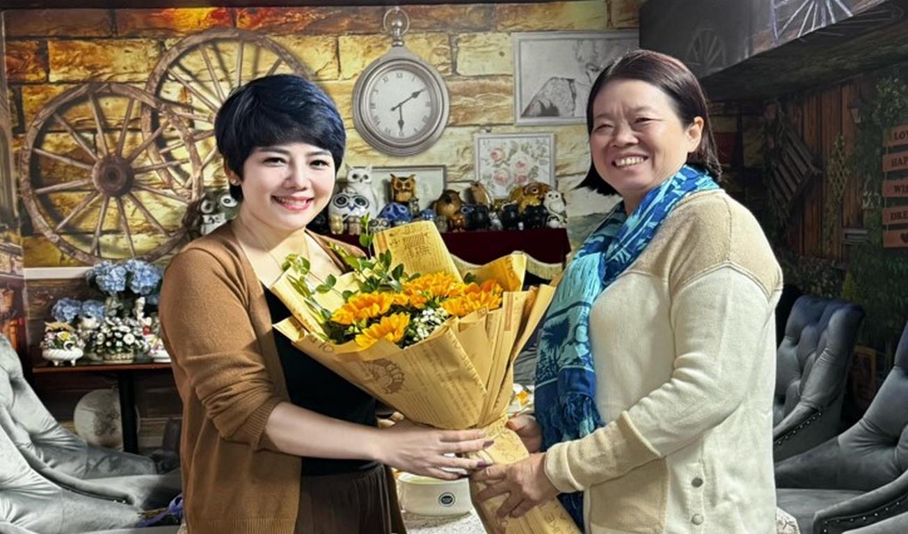 Luat su Trinh Minh Thu Ben phai Copy